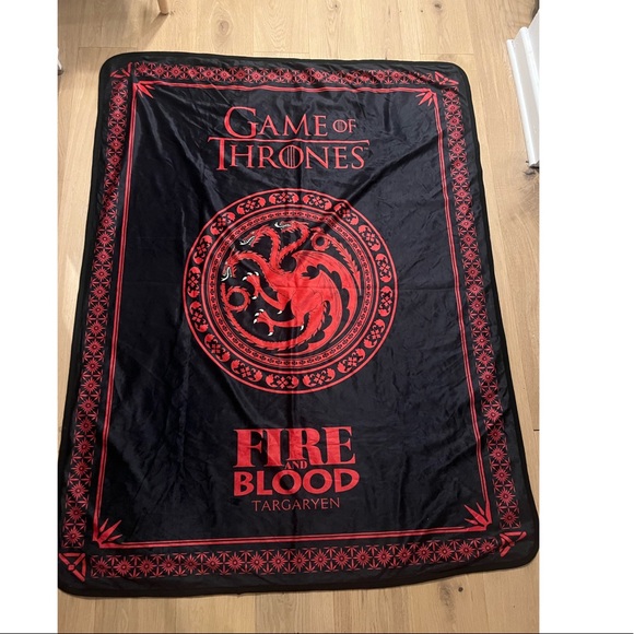HBO Other - HBO Game of Thrones reversible fleece blanket